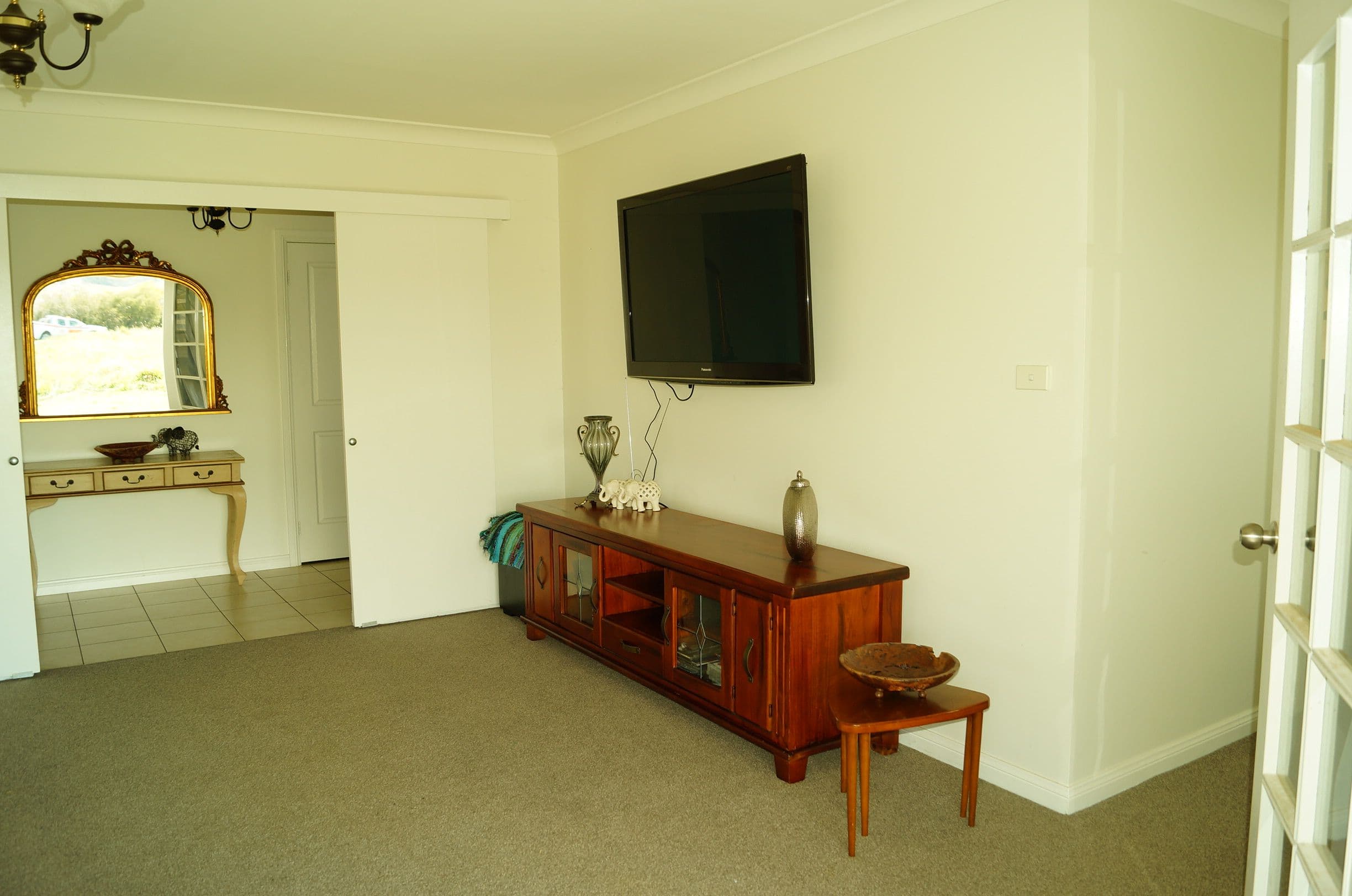 42 Turner Crescent, Orange - Thumbnail 4