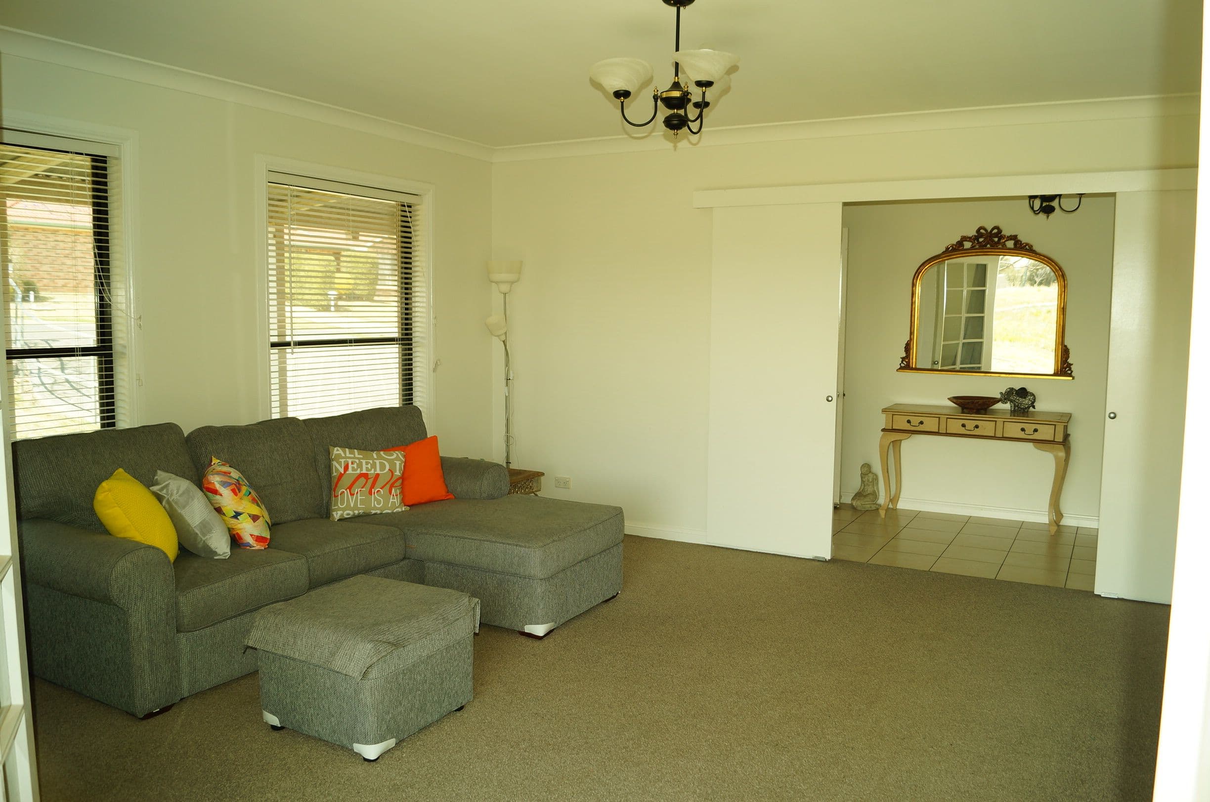 42 Turner Crescent, Orange - Thumbnail 5