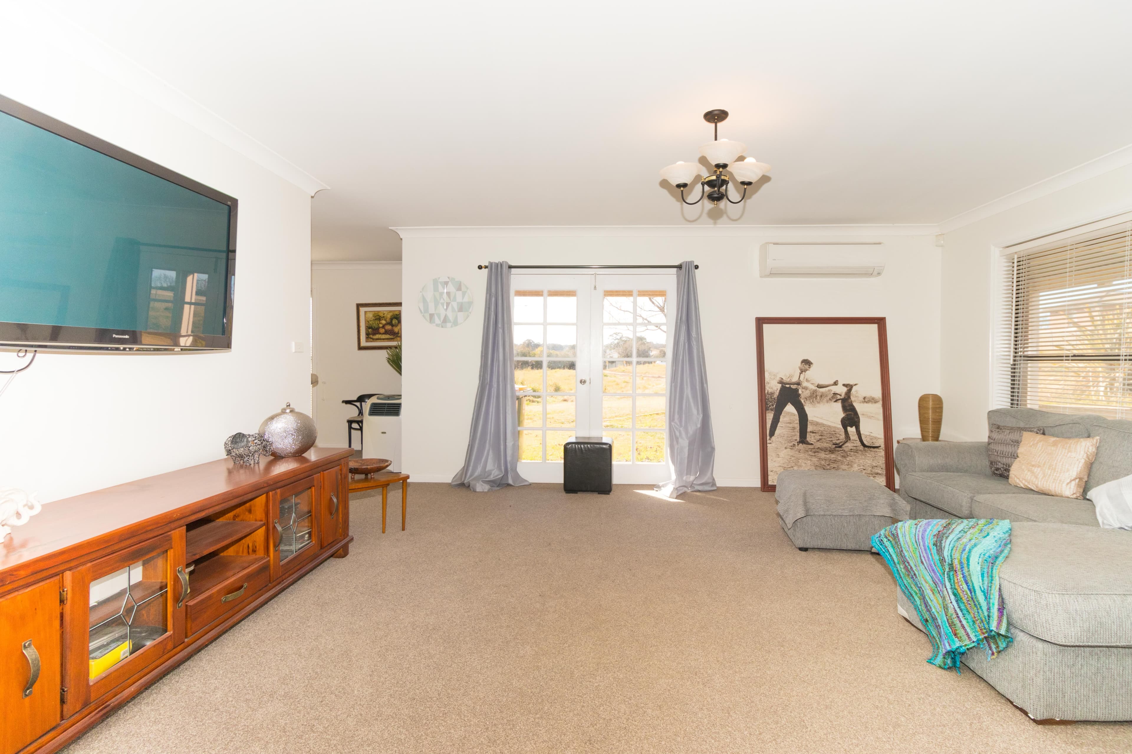 42 Turner Crescent, Orange - Thumbnail 6