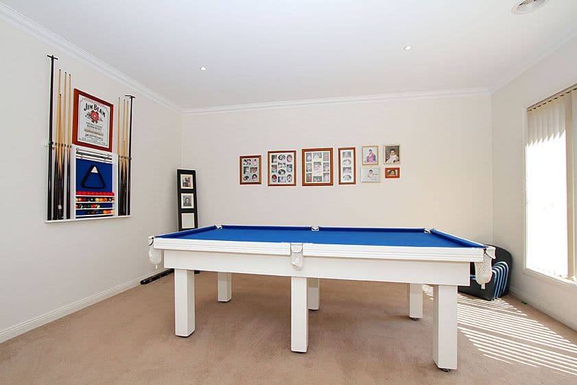 13 Jindabyne Avenue, SOUTH MORANG VIC 3752, South Morang - Thumbnail 4