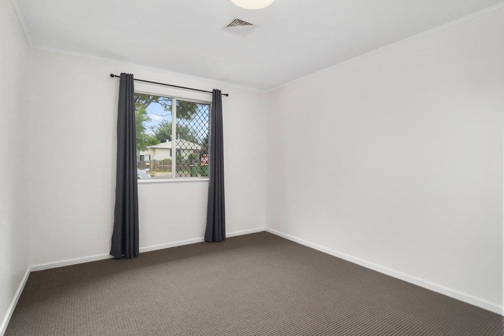 11 Dalgleish Street, South Toowoomba QLD 4350, South Toowoomba - Thumbnail 8