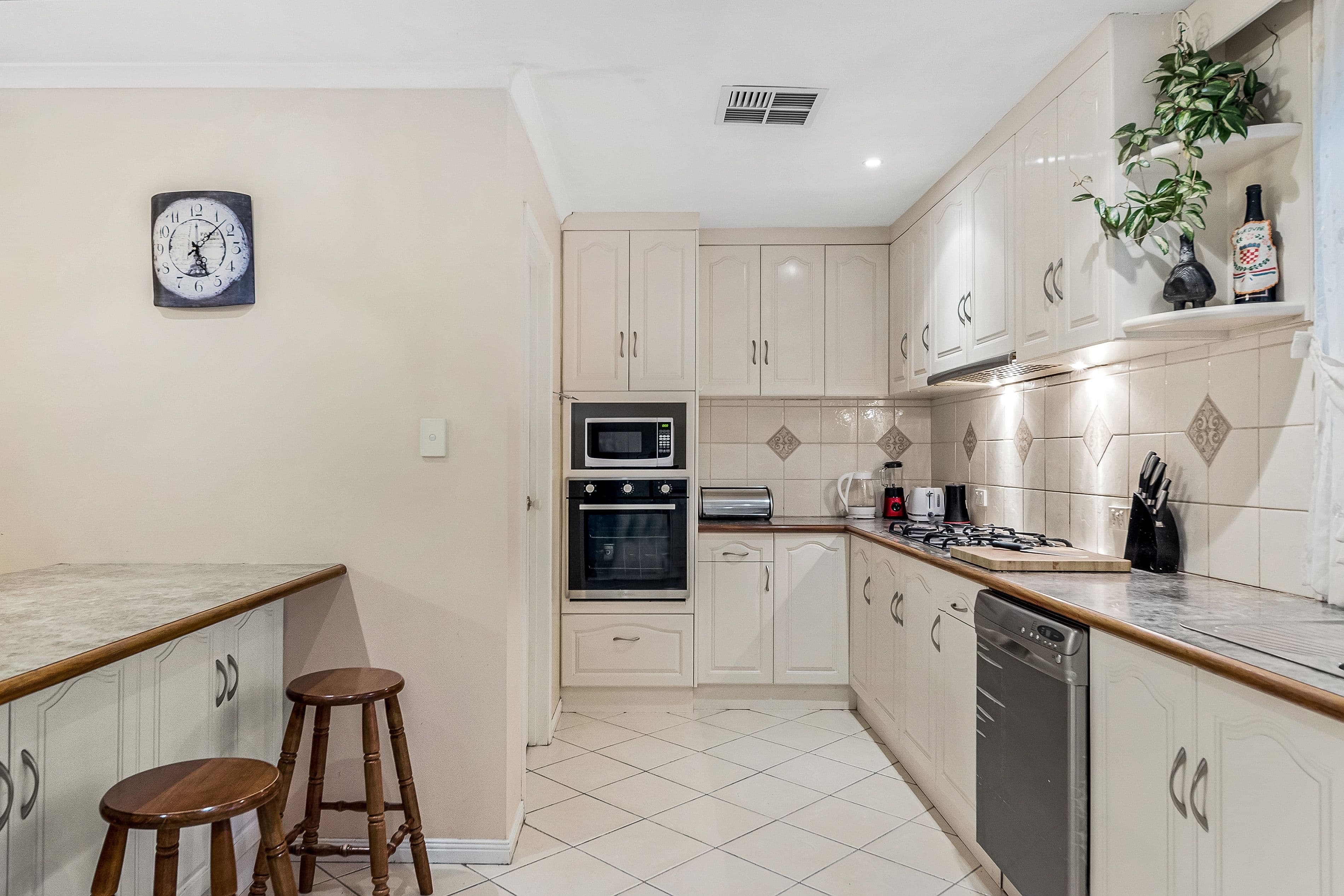 16 Sunset Circuit, Walkley Heights SA 5098, Walkley Heights - Thumbnail 8