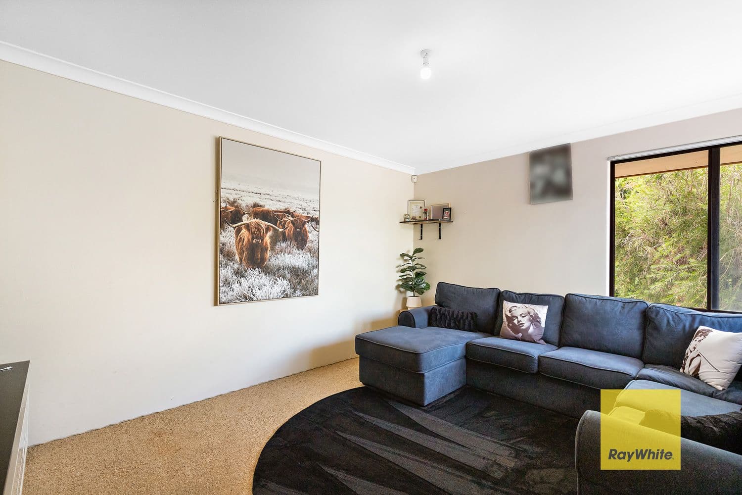 22 Kidman Court, Thornlie WA 6108, Thornlie - Thumbnail 2