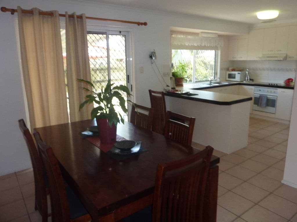 7 Aberdeen Court, BEACONSFIELD QLD 4740, Beaconsfield - Thumbnail 3
