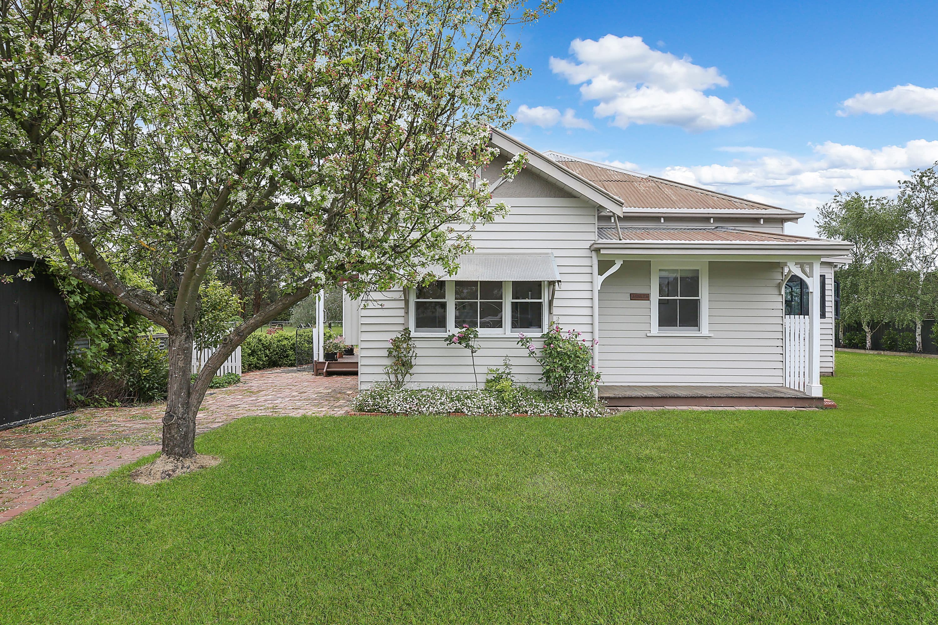 285 Sinclair Street South, Elliminyt VIC 3250, Elliminyt - Image 1