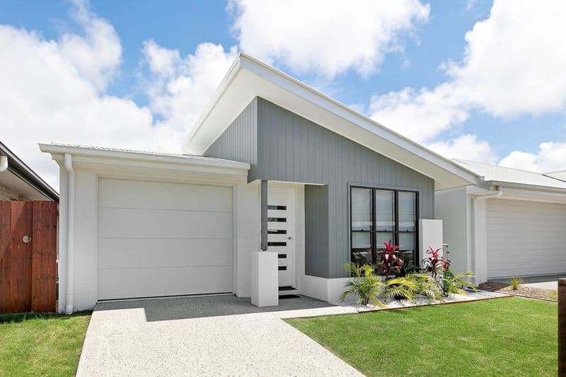 12 Salisbury Terrace, Baringa - Image 1