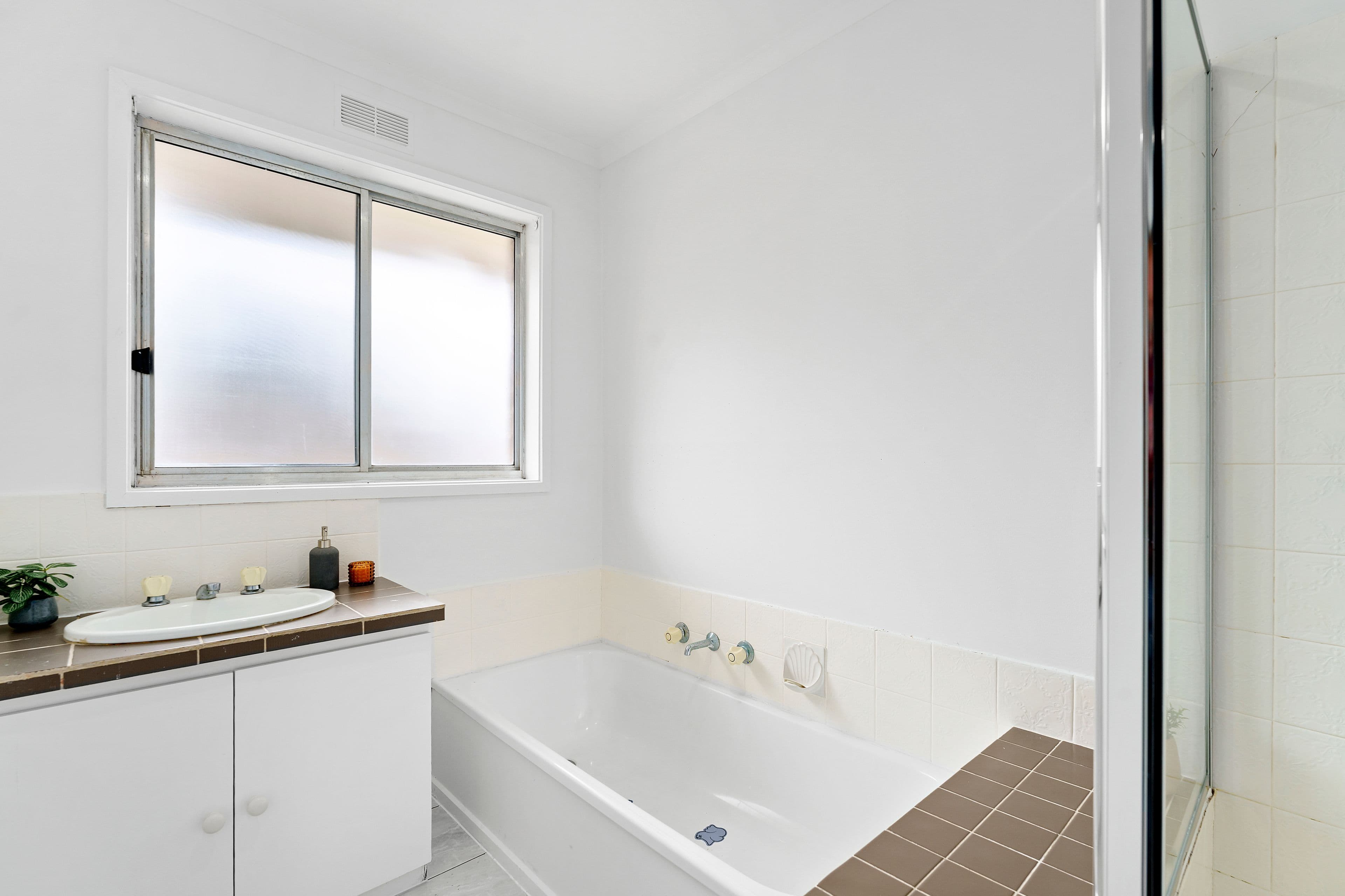 56 Learmonth Street, Sunbury VIC 3429, Sunbury - Thumbnail 8