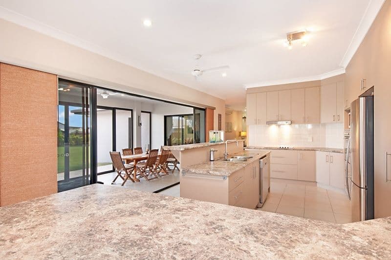 38 Shoalmarra Drive, MOUNT LOW QLD 4818, Mount Low - Thumbnail 4