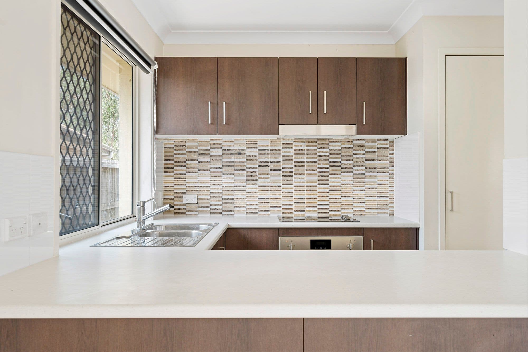 17 Frankland Avenue, Waterford QLD 4133, Waterford - Thumbnail 2
