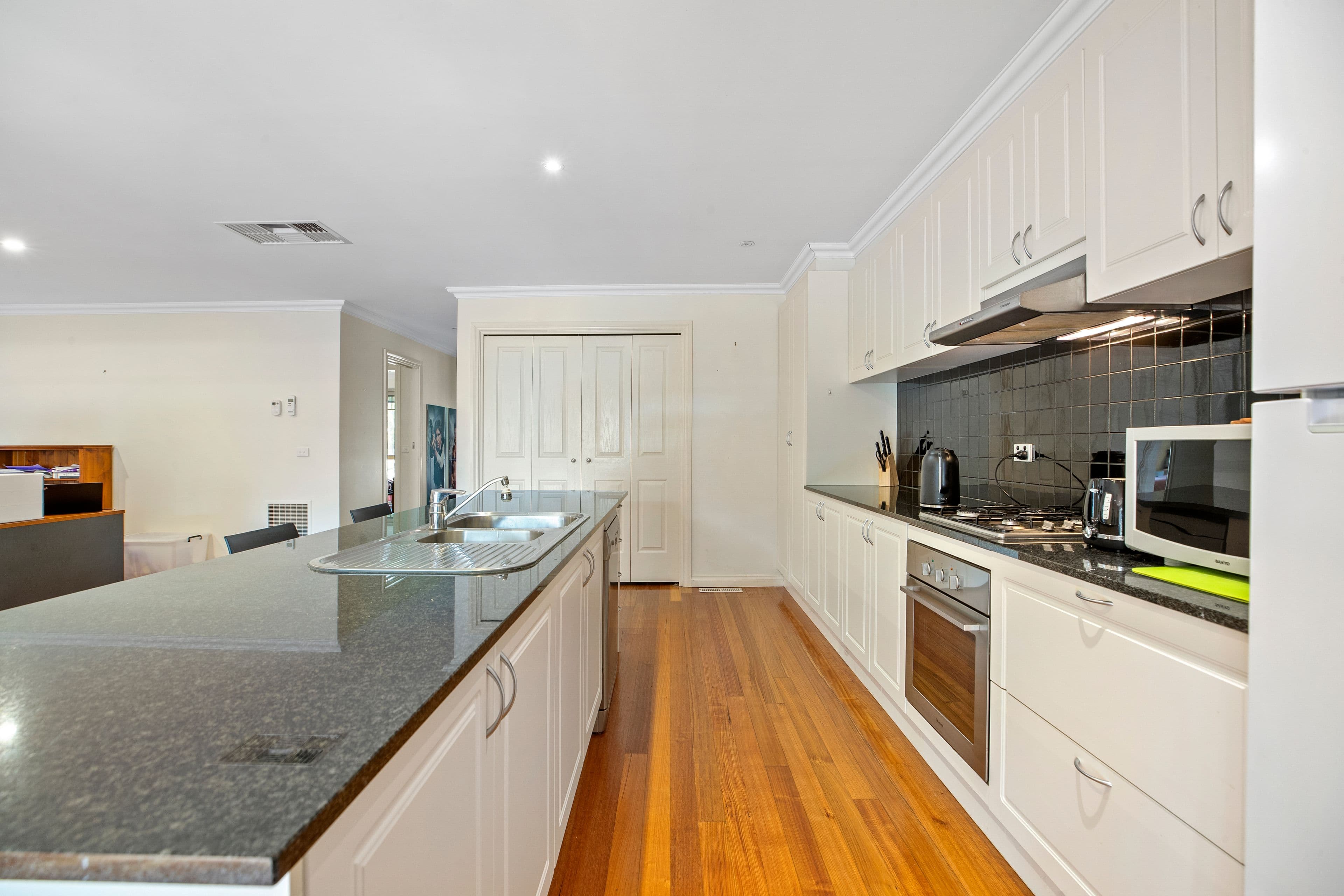 354 Dorset Road, Boronia VIC 3155, Boronia - Thumbnail 4