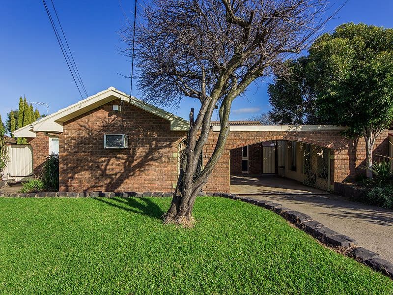 11 Altyre Court, ST ALBANS VIC 3021, St Albans - Image 1