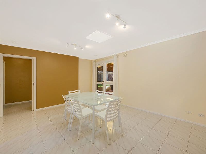11 Altyre Court, ST ALBANS VIC 3021, St Albans - Thumbnail 6