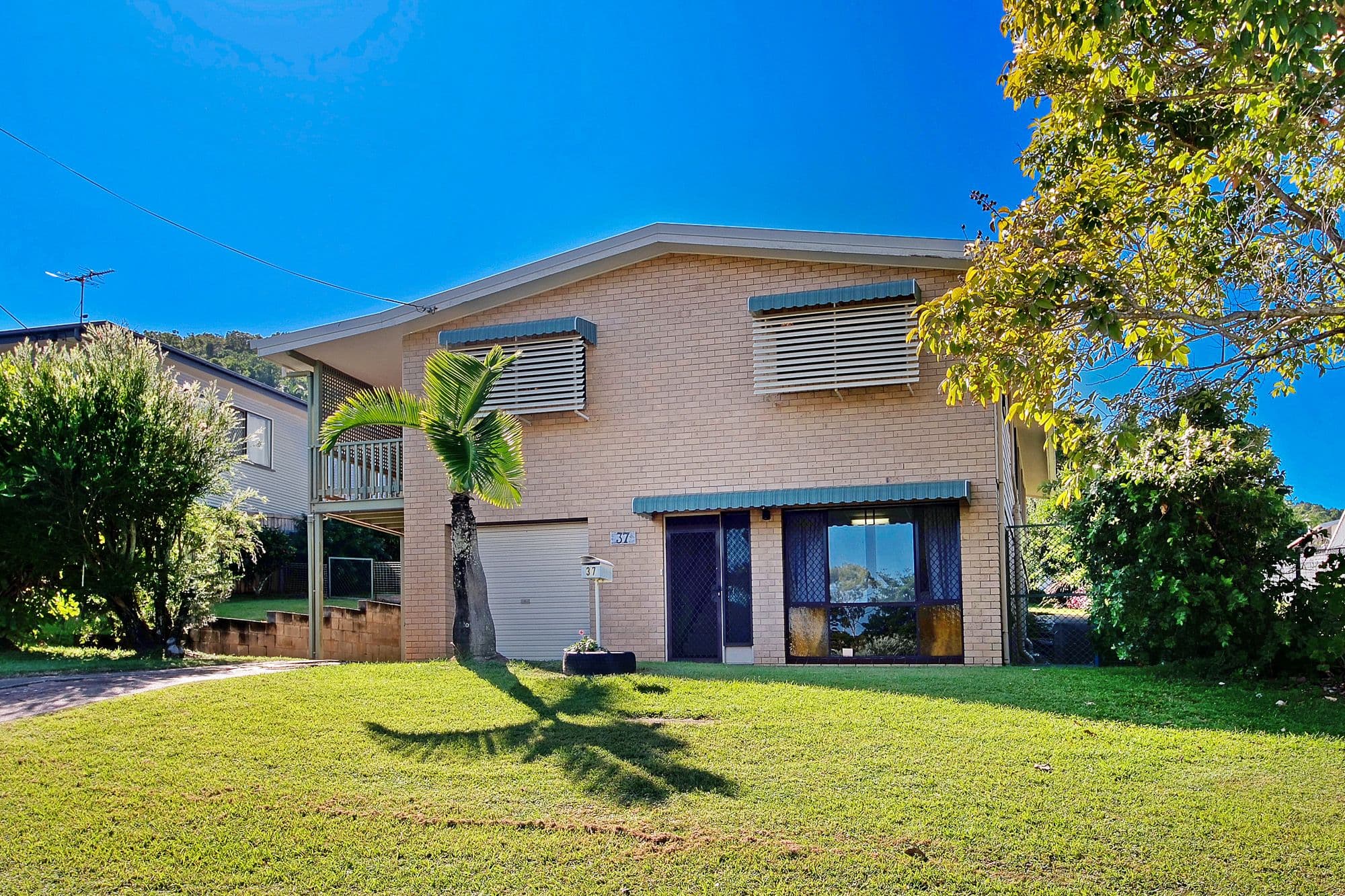 37 Hughes Street, Yeppoon QLD 4703, Yeppoon - Thumbnail 2