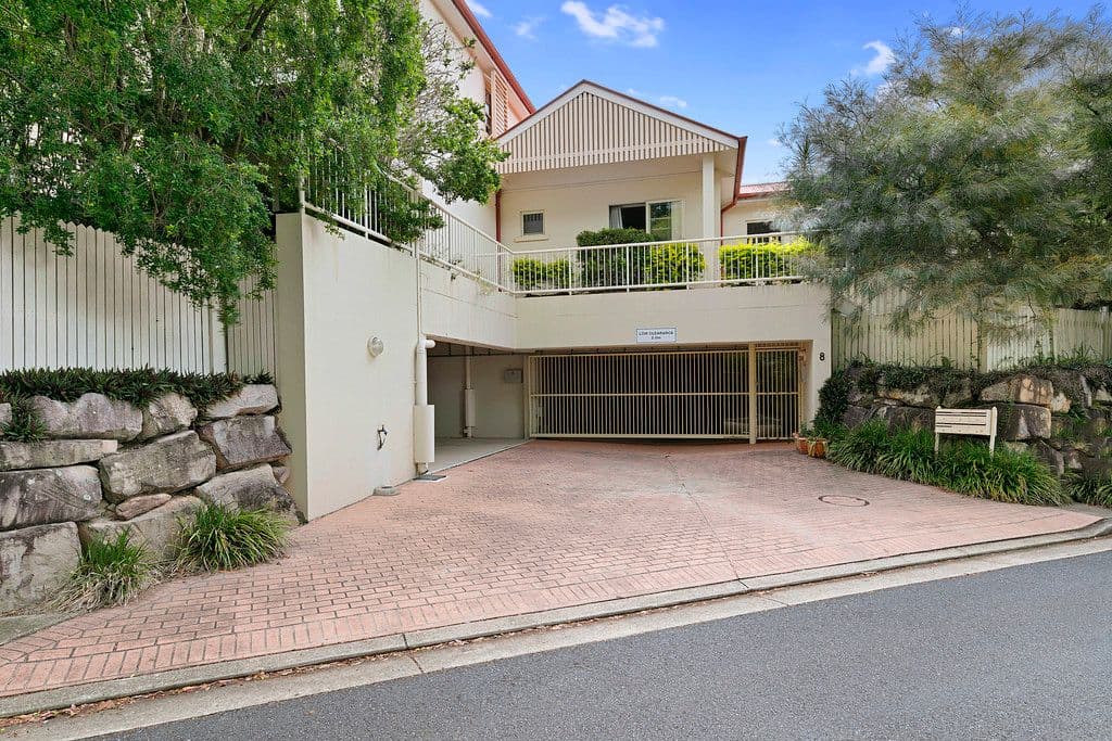 8 Aden Street, Albion QLD 4010, Albion - Thumbnail 2