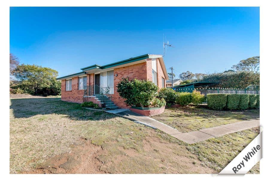 4 Wilsmore Crescent, CHIFLEY ACT 2606, Chifley - Image 1