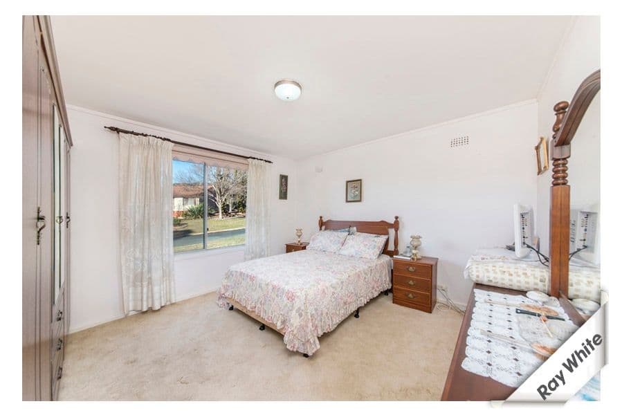 4 Wilsmore Crescent, CHIFLEY ACT 2606, Chifley - Thumbnail 5