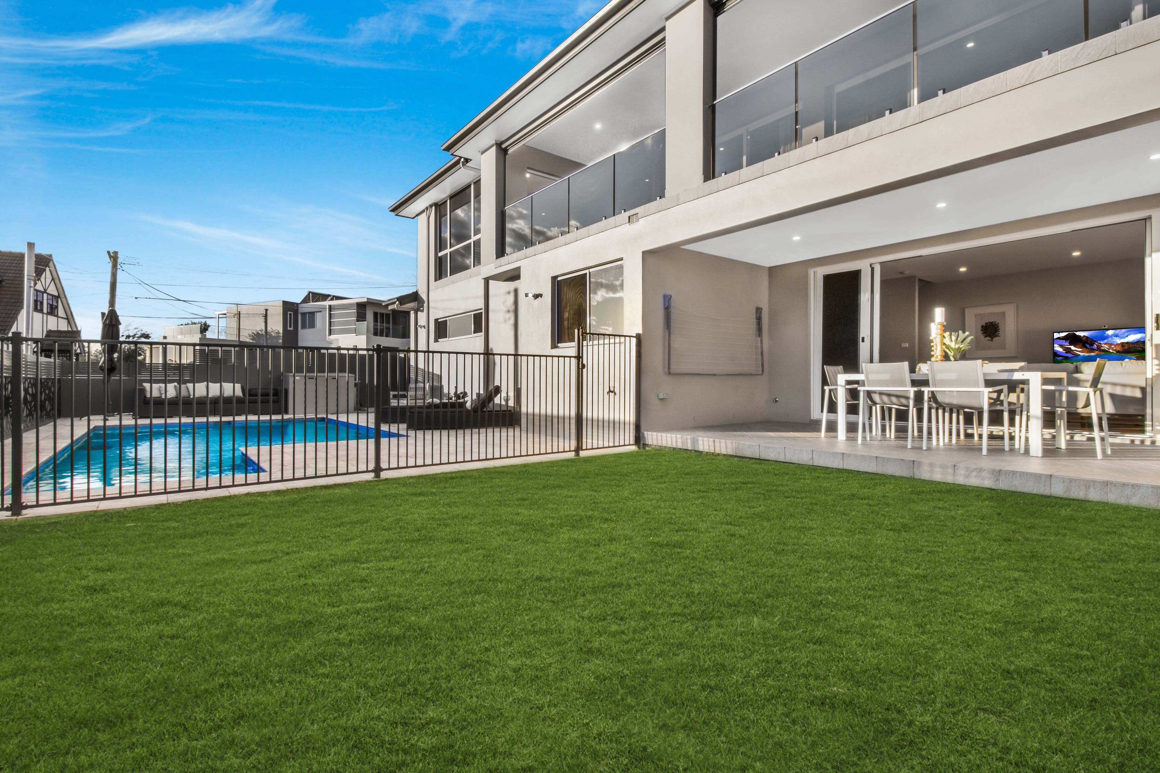 1 Beach Street, Tennyson Point - Thumbnail 8