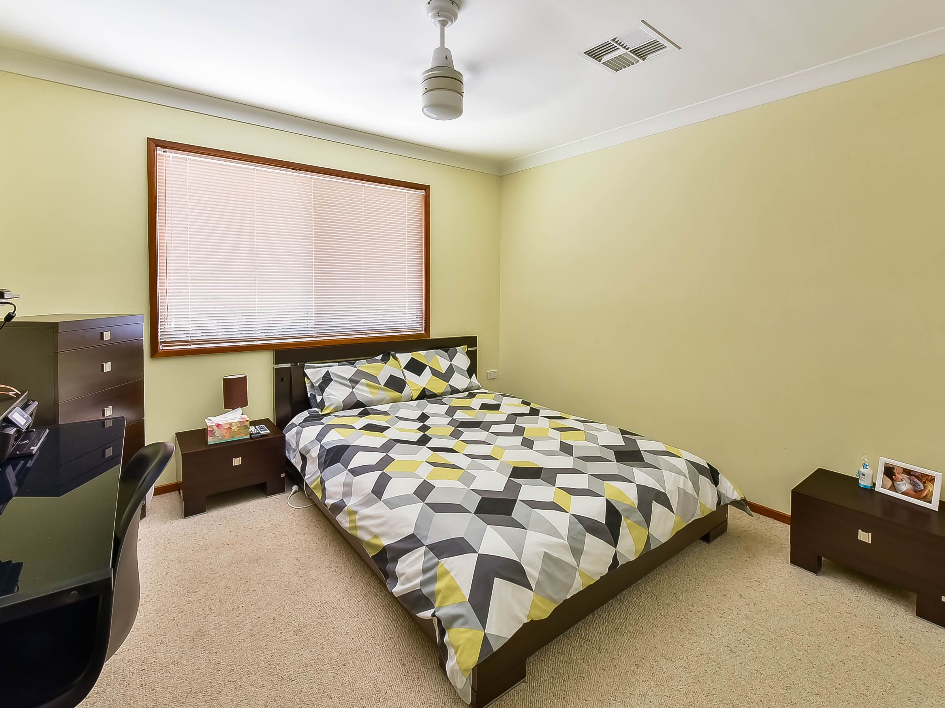 118 Helicia Road, Macquarie Fields - Thumbnail 4
