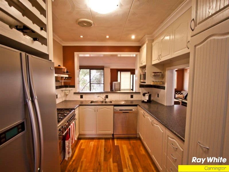 31 Salisbury Street, ST JAMES WA 6102, St James - Thumbnail 2