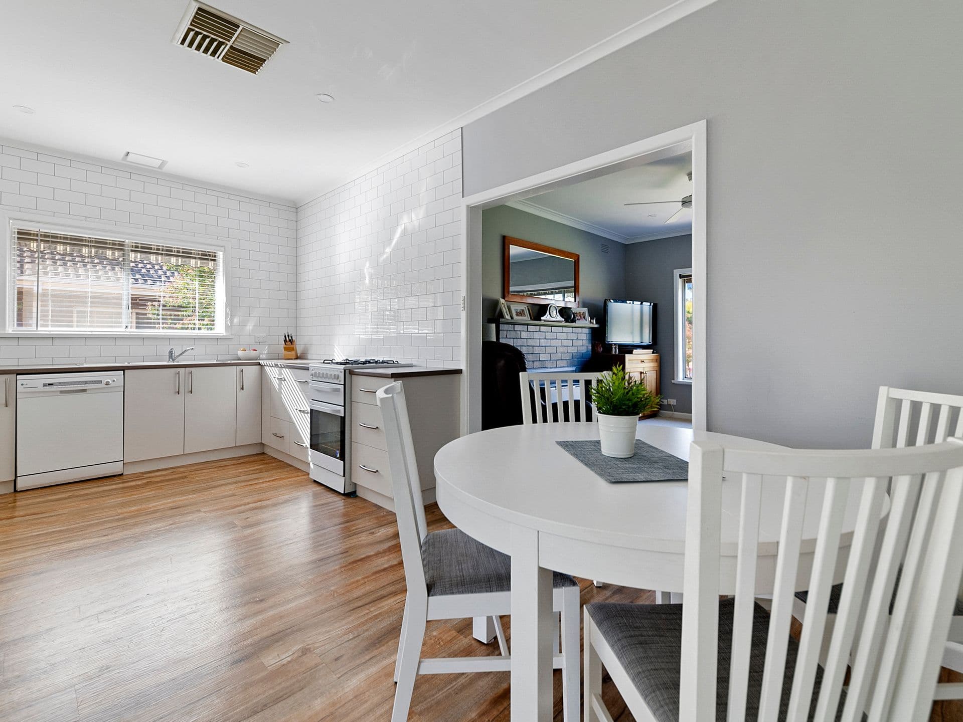 12 Walker Street, Benalla VIC 3672, Benalla - Thumbnail 6