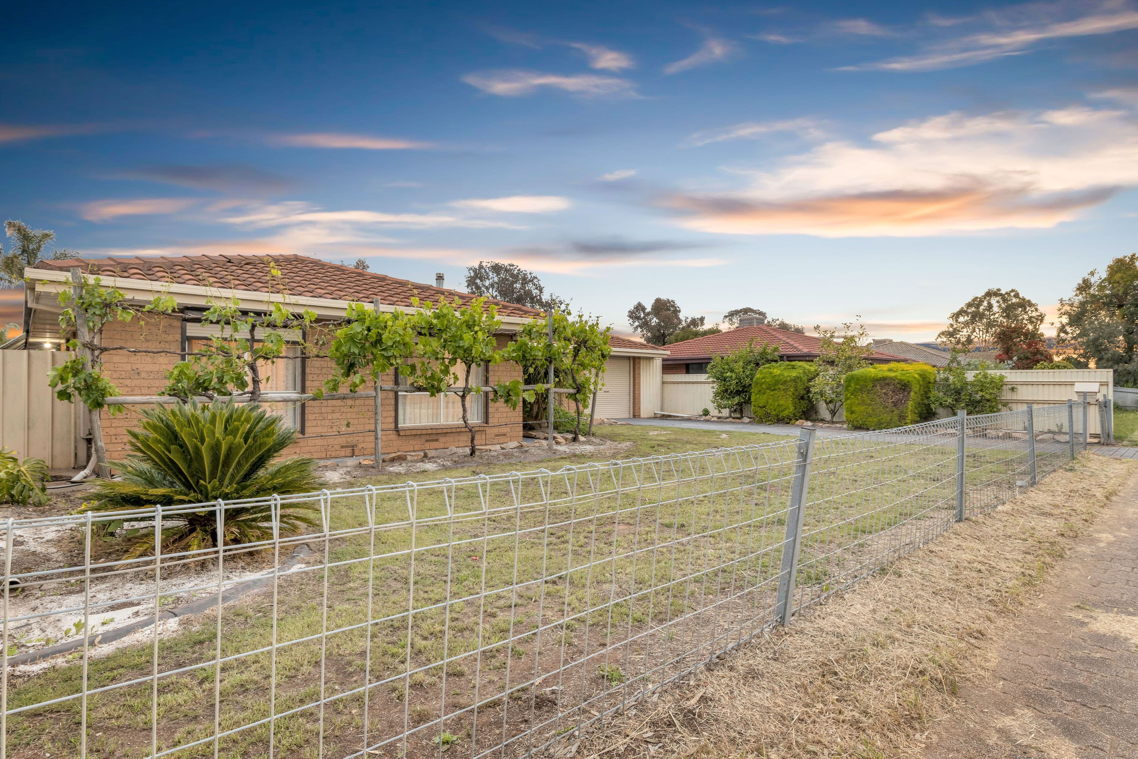 426 Whites Road, Parafield Gardens SA 5107, Parafield Gardens - Thumbnail 2