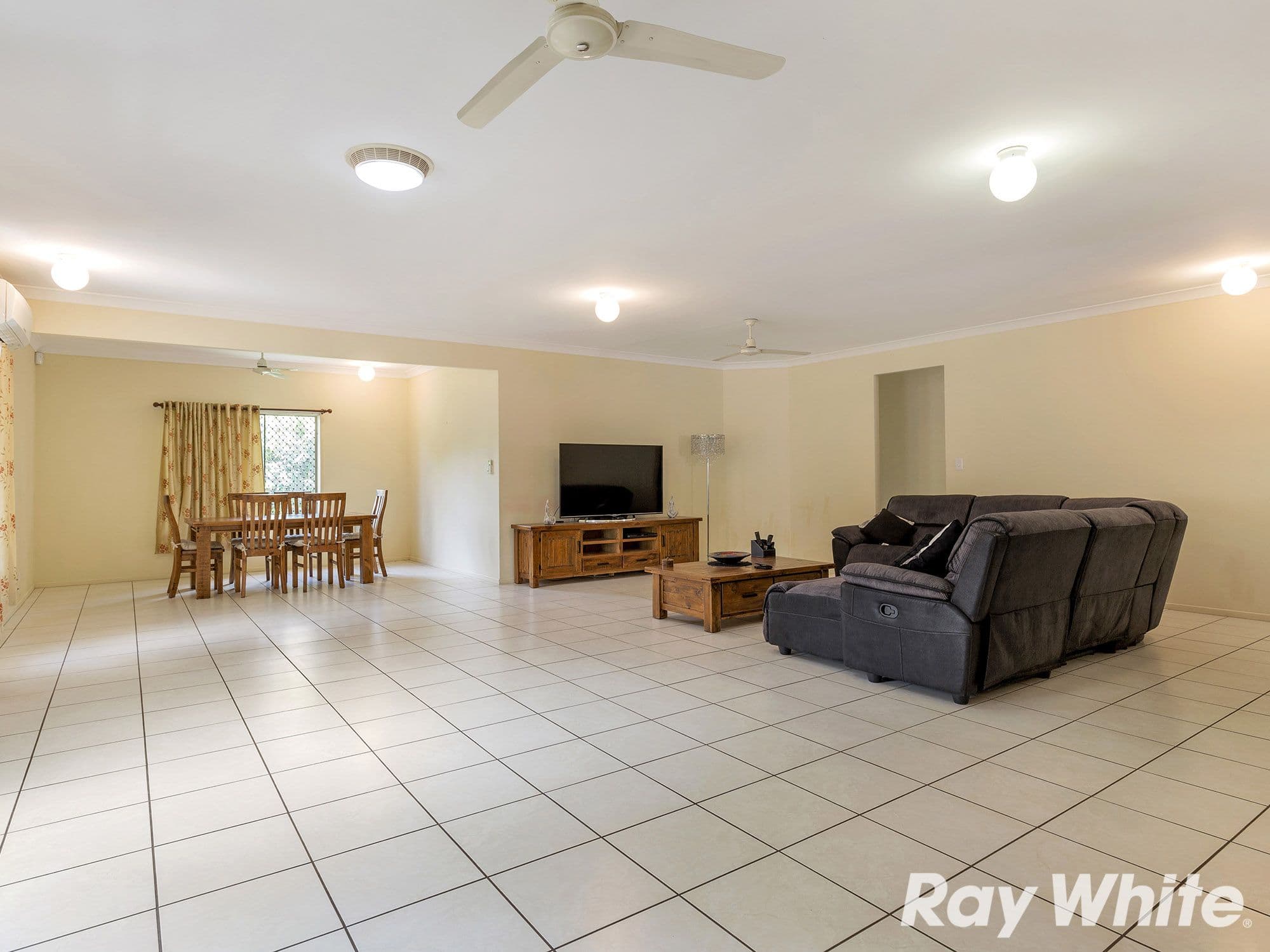 9 Sedgemoor Street, Carseldine QLD 4034, Carseldine - Thumbnail 3