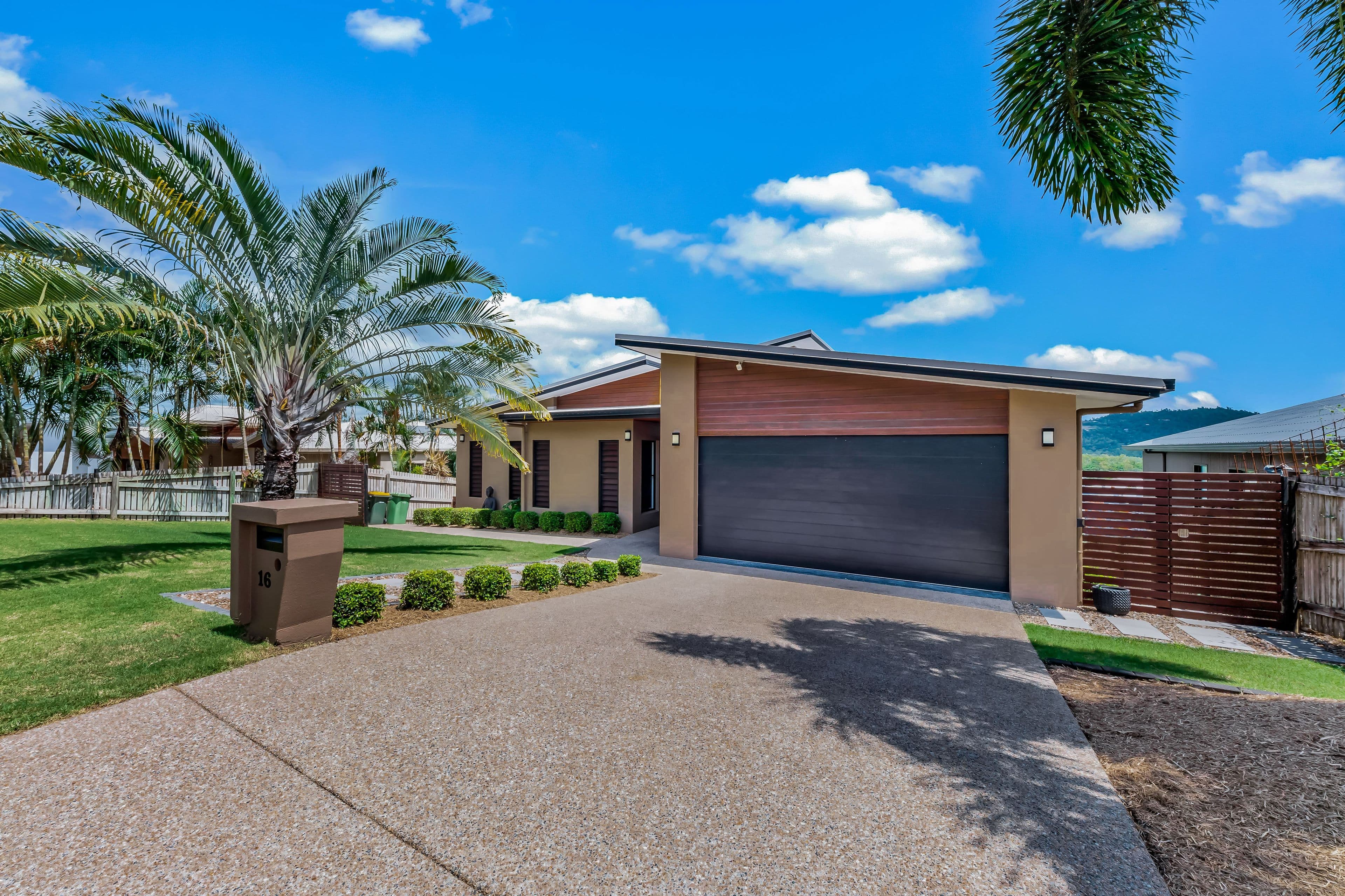 16 Whitehaven Crescent, Cannonvale QLD 4802, Cannonvale - Image 1