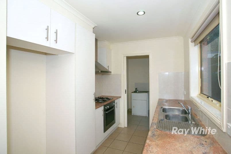18 Liege Avenue, NOBLE PARK VIC 3174, Noble Park - Thumbnail 5