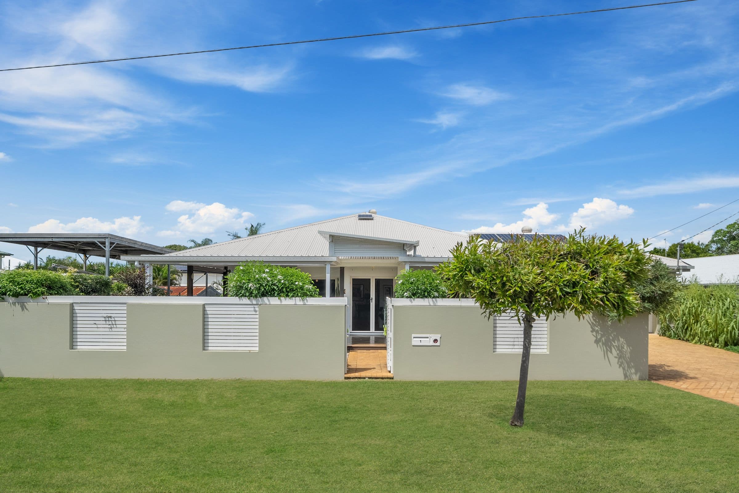 1 Baldwin Street, Redcliffe QLD 4020, Redcliffe - Thumbnail 2