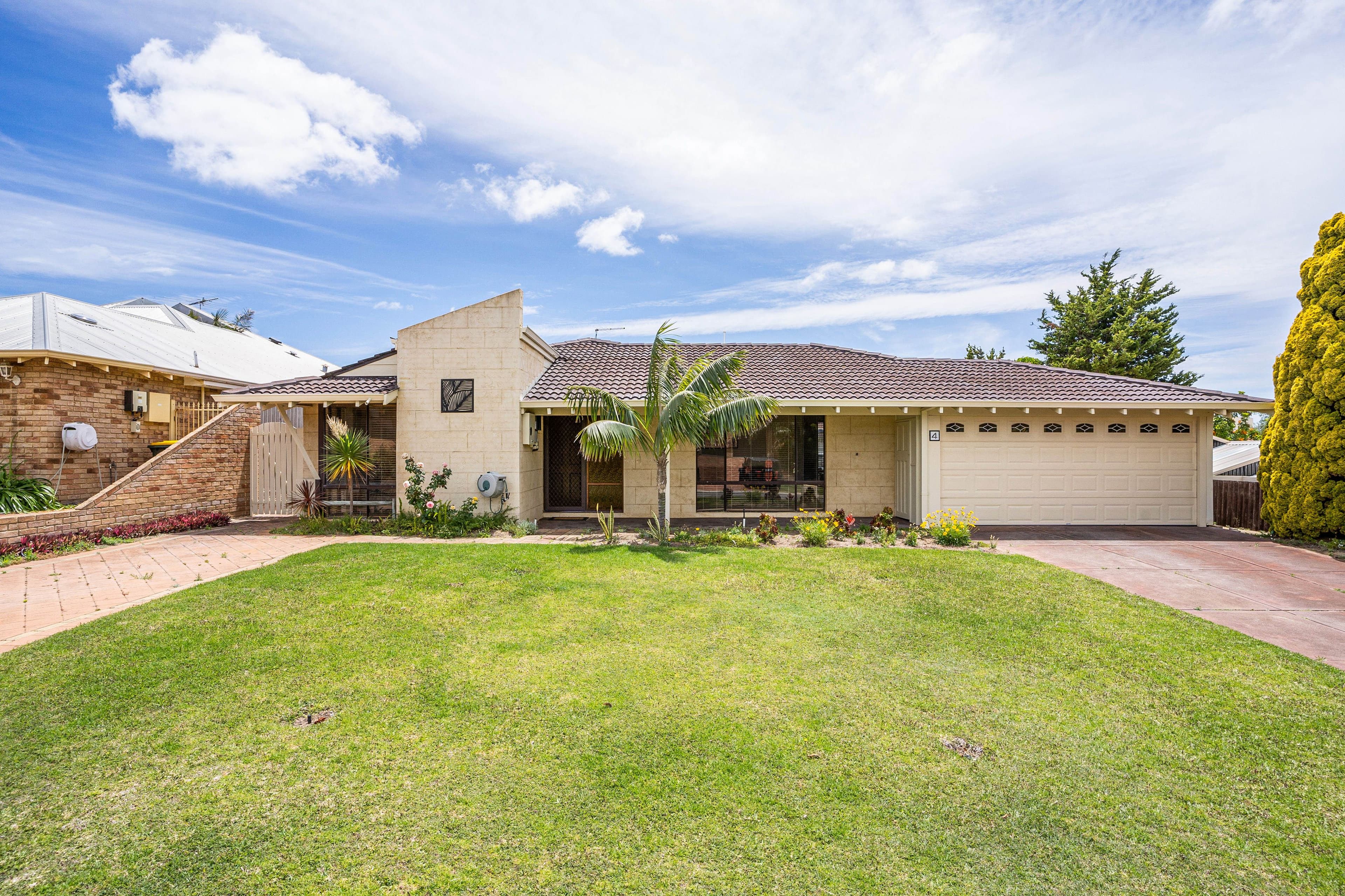 4 Cape Court, Sorrento WA 6020, Sorrento - Thumbnail 2