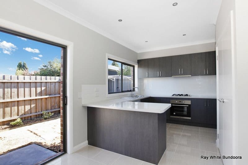 15 Monterey Court, MILL PARK VIC 3082, Mill Park - Thumbnail 3