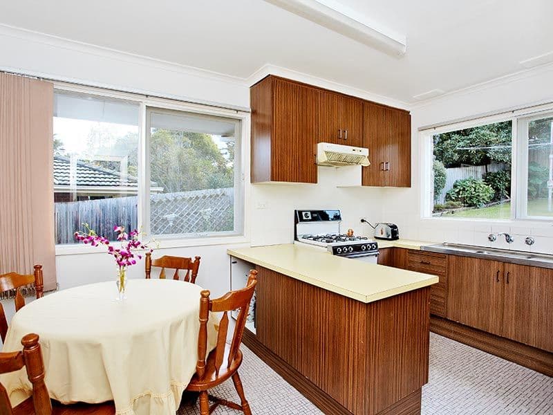 9 McGhee Avenue, MITCHAM VIC 3132, Mitcham - Thumbnail 2