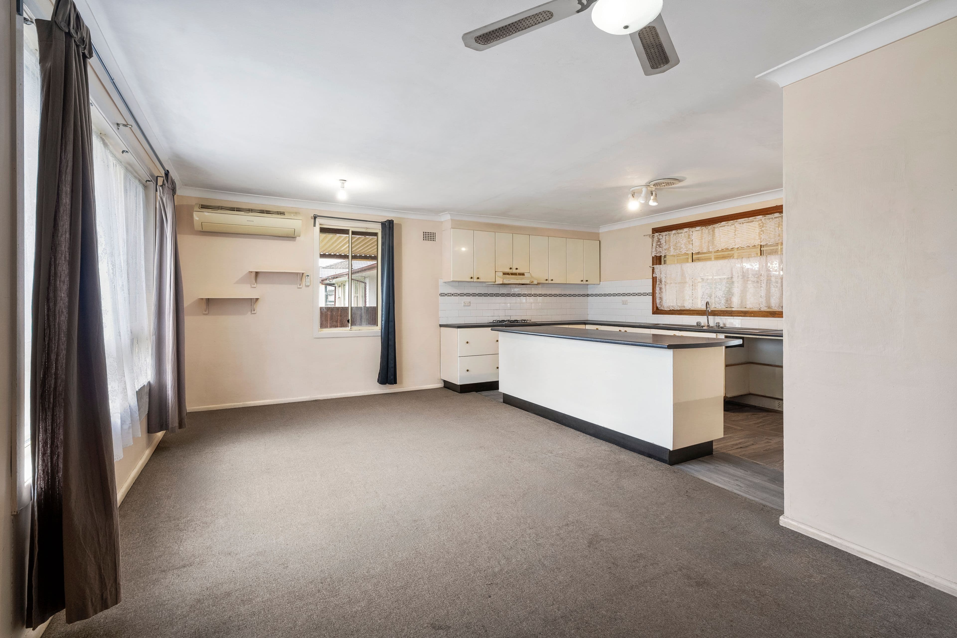 10 Gasmata Crescent, Whalan NSW 2770, Whalan - Thumbnail 3