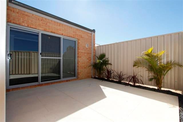 Unit 1 - 18 Flynn Street, CANNING VALE WA 6155, Canning Vale - Thumbnail 4