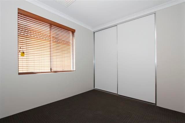 Unit 1 - 18 Flynn Street, CANNING VALE WA 6155, Canning Vale - Thumbnail 8