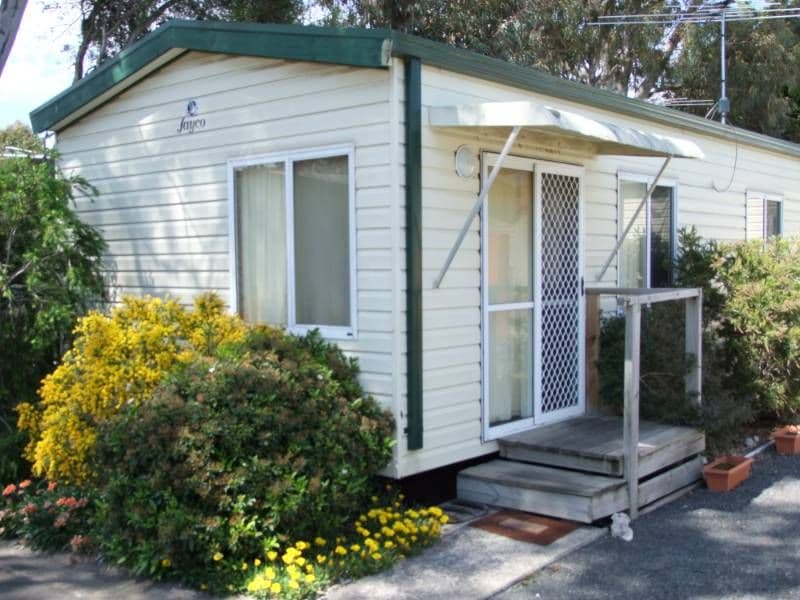 Cabin 91 Blue Gum Residential Park, BEACONSFIELD VIC 3807, Beaconsfield - Thumbnail 4