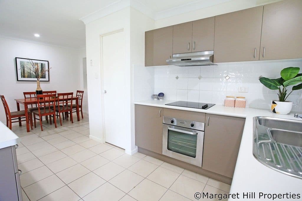 27 Springbrook Parade, Idalia QLD 4811, Idalia - Thumbnail 4
