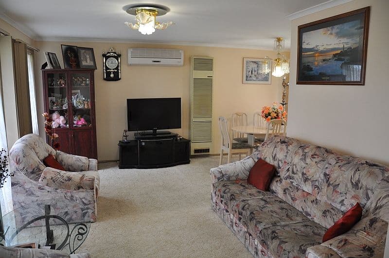 7  Layton Place, MILL PARK VIC 3082, Mill Park - Thumbnail 2