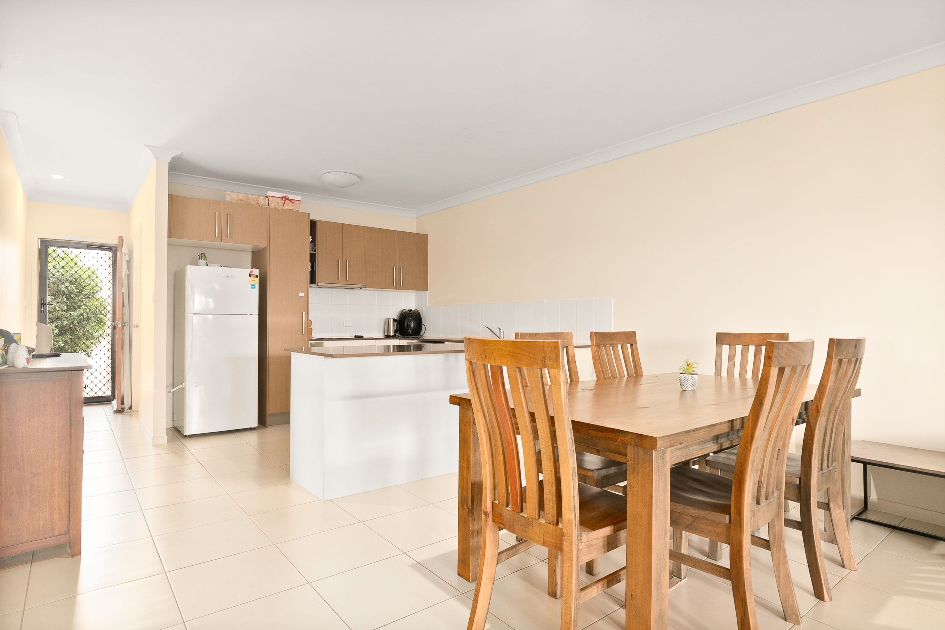 17 Charlton Street, Emerald QLD 4720, Emerald - Thumbnail 5