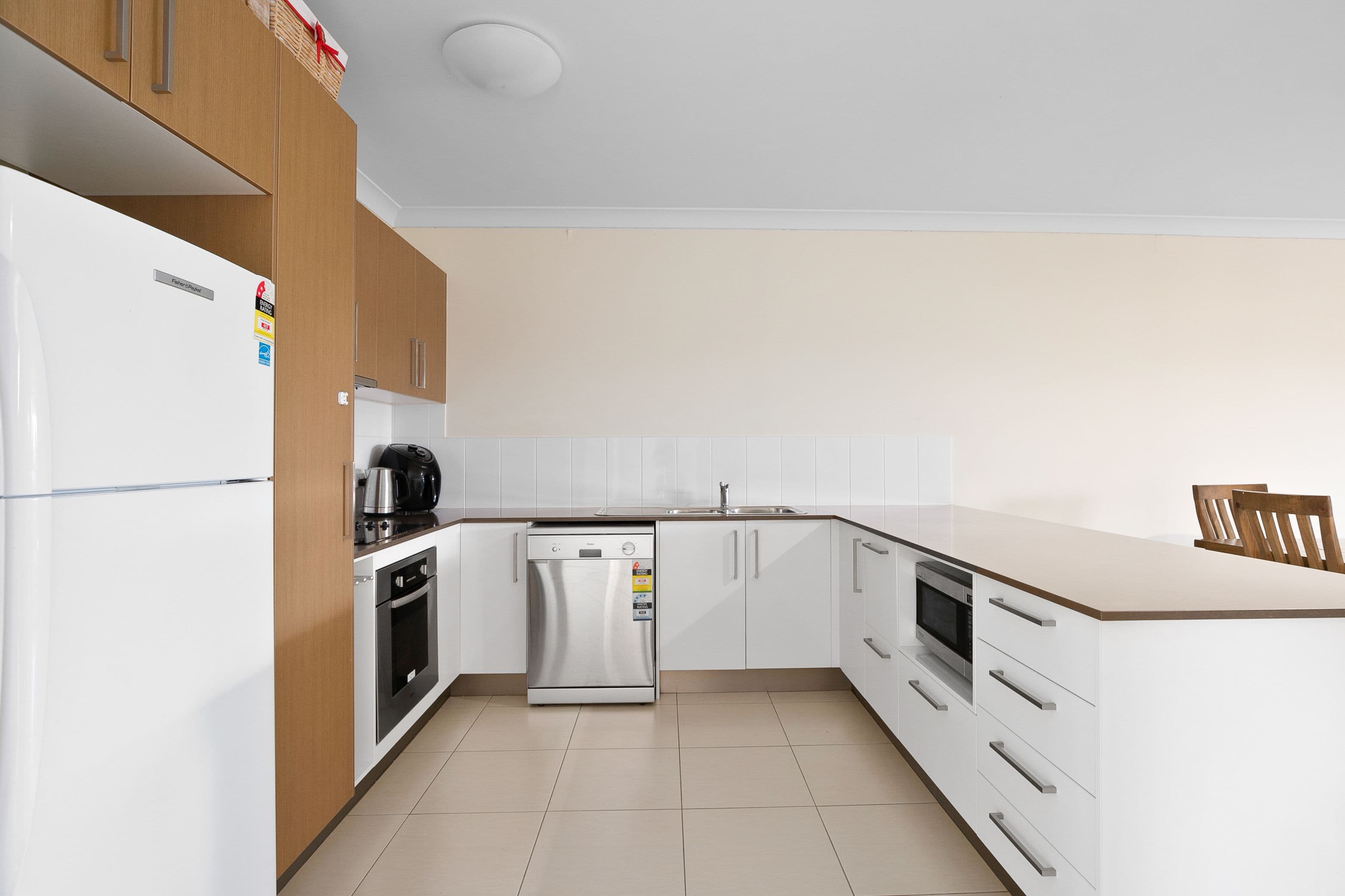 17 Charlton Street, Emerald QLD 4720, Emerald - Thumbnail 6
