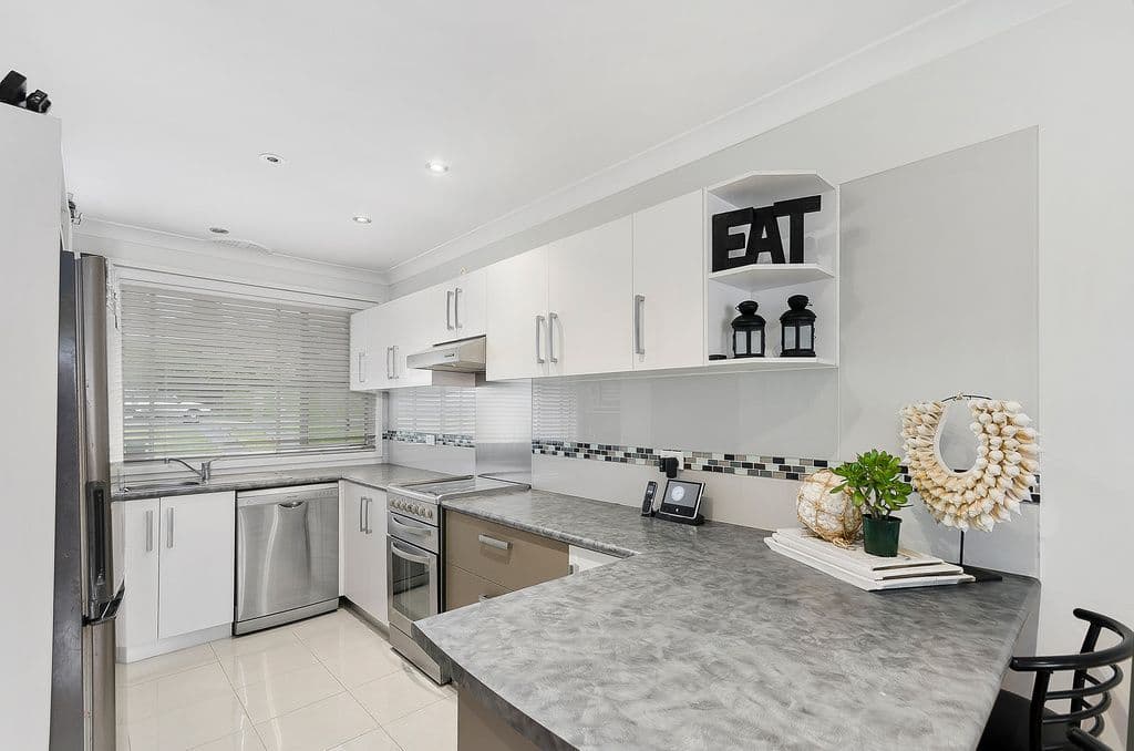 62 Compton Street, Dapto NSW 2530, Dapto - Thumbnail 3