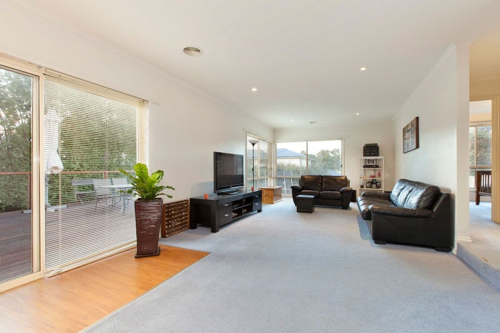 19 Bennett Street, Canadian VIC 3350, Canadian - Thumbnail 3