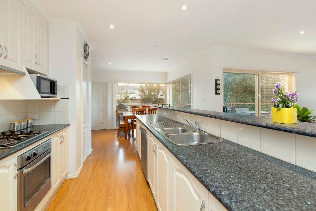 19 Bennett Street, Canadian VIC 3350, Canadian - Thumbnail 4