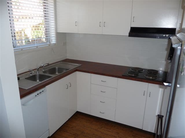 88 Anzac Avenue, NEWTOWN QLD 4350, Newtown - Thumbnail 3