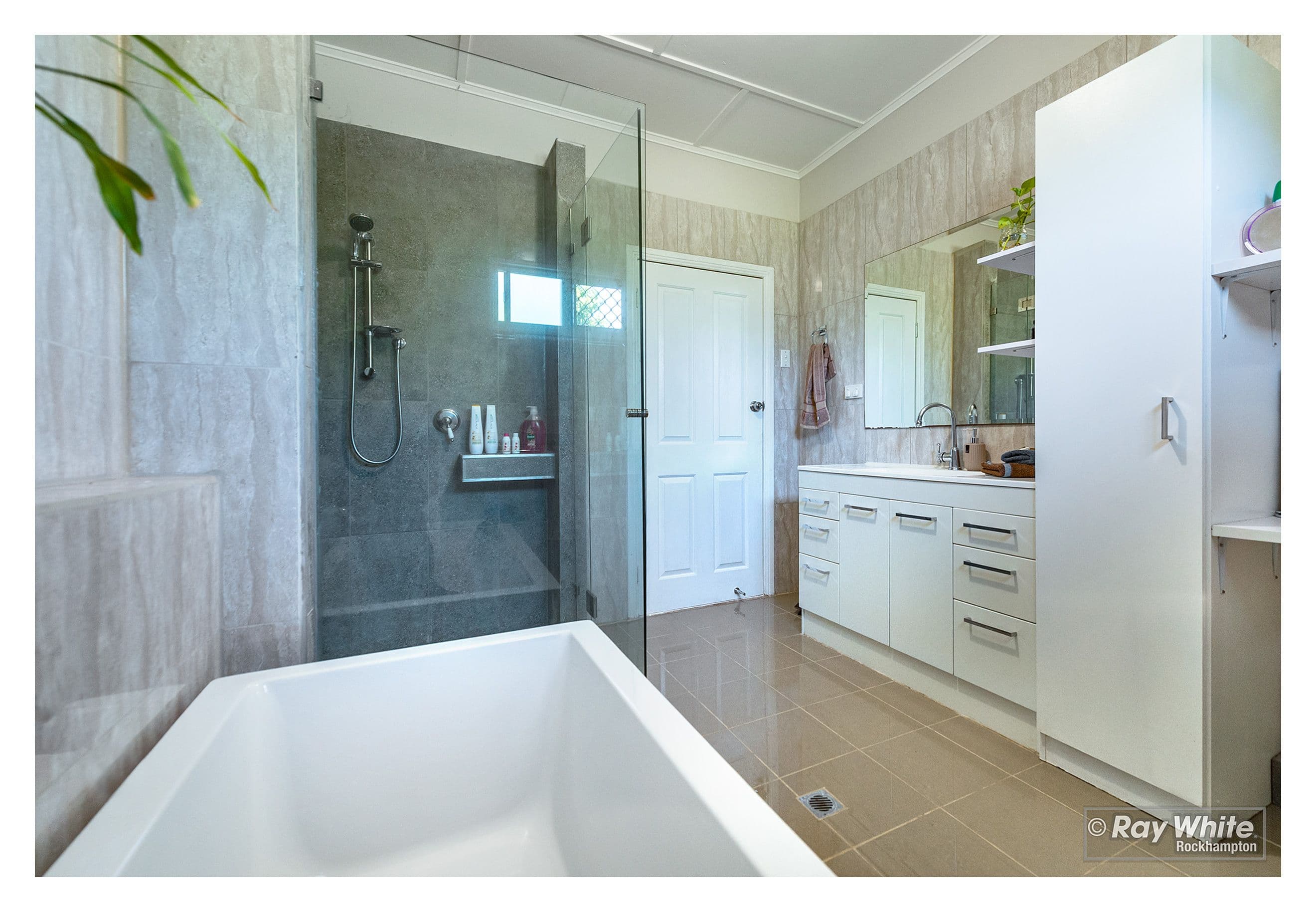 61 Canning Street, The Range QLD 4700, The Range - Thumbnail 8