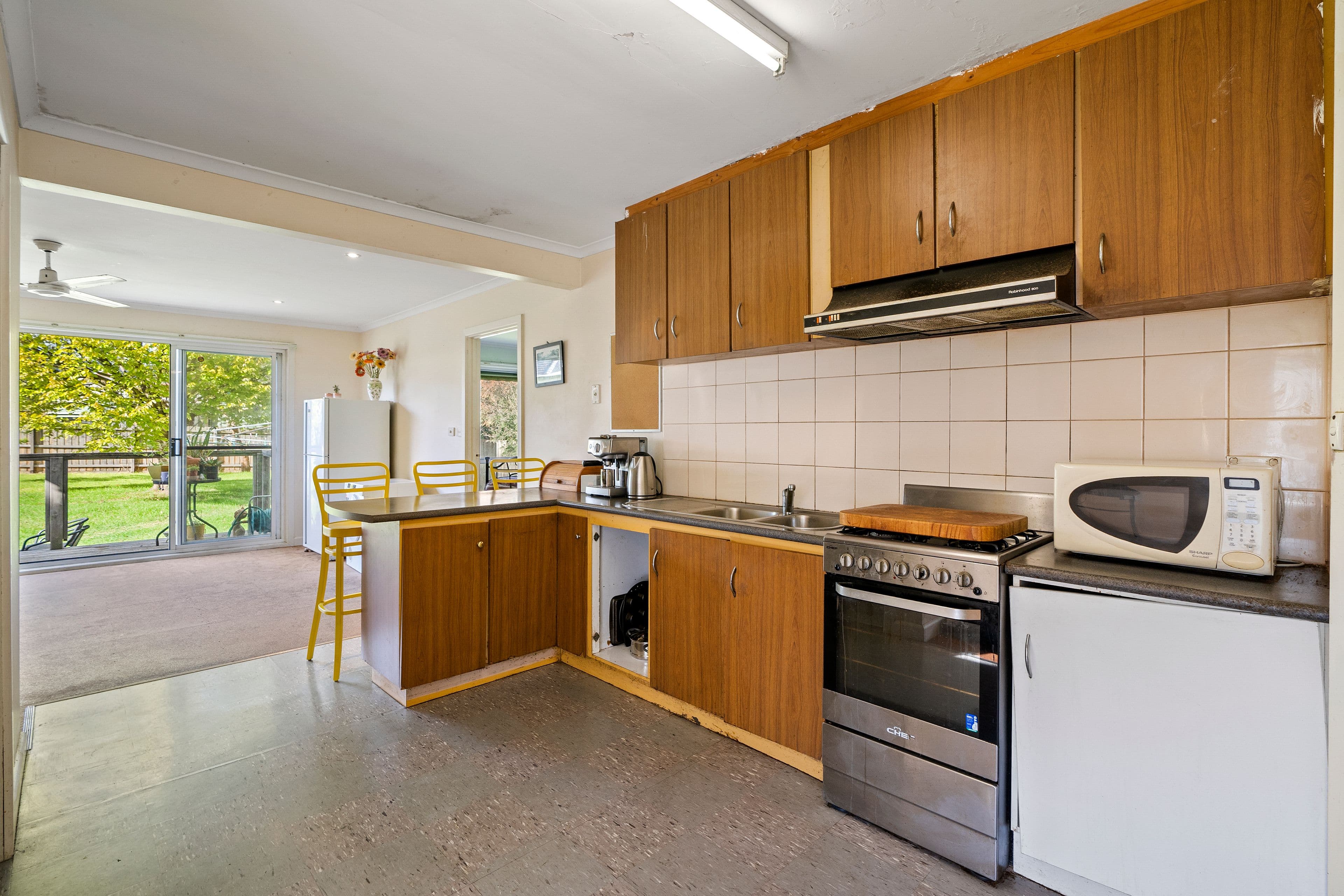 21 Dobson Street, Ferntree Gully VIC 3156, Ferntree Gully - Thumbnail 4