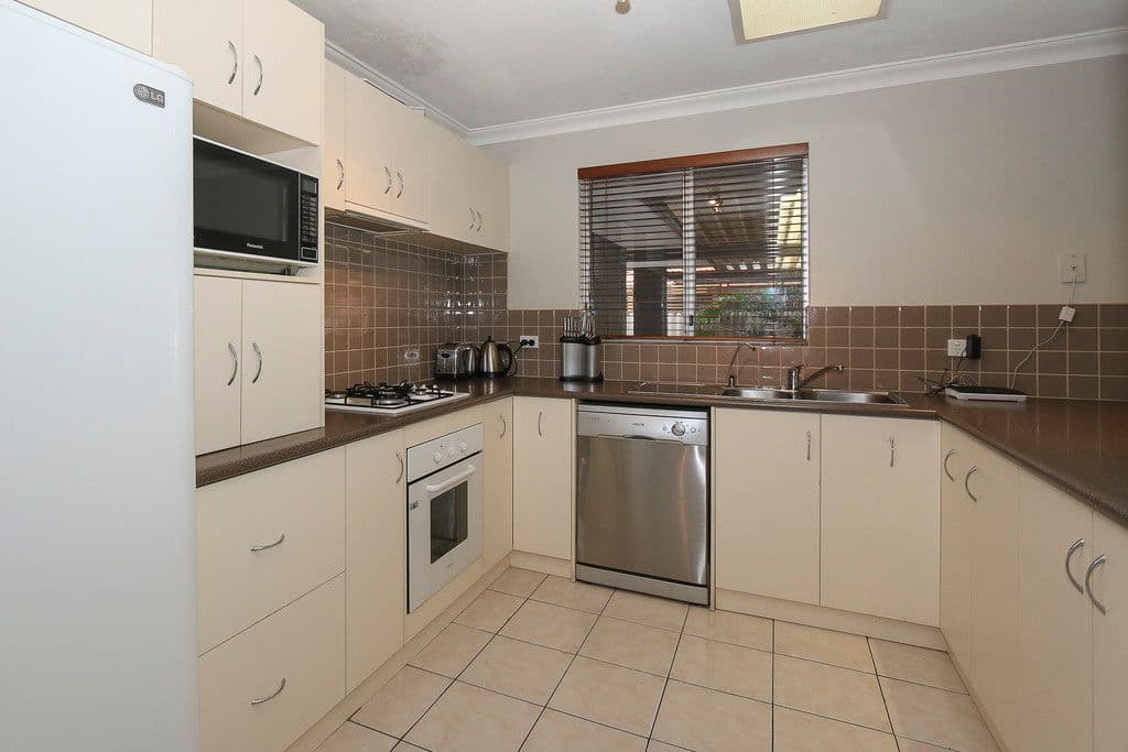16 Rushbrook Way, Thornlie WA 6108, Thornlie - Thumbnail 7