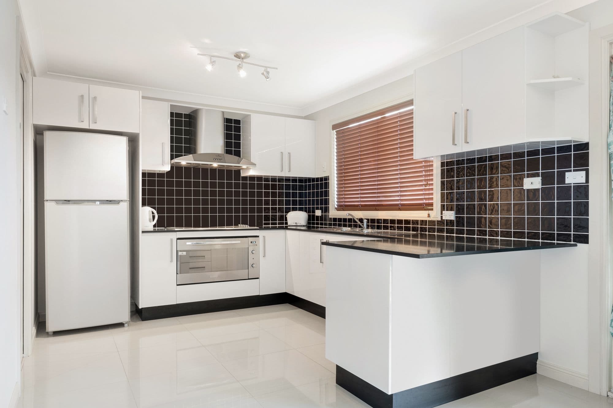 5 Angourie Place, Bow Bowing - Thumbnail 3