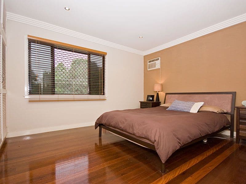 7 Parker Street, CHELMER QLD 4068, Chelmer - Thumbnail 6