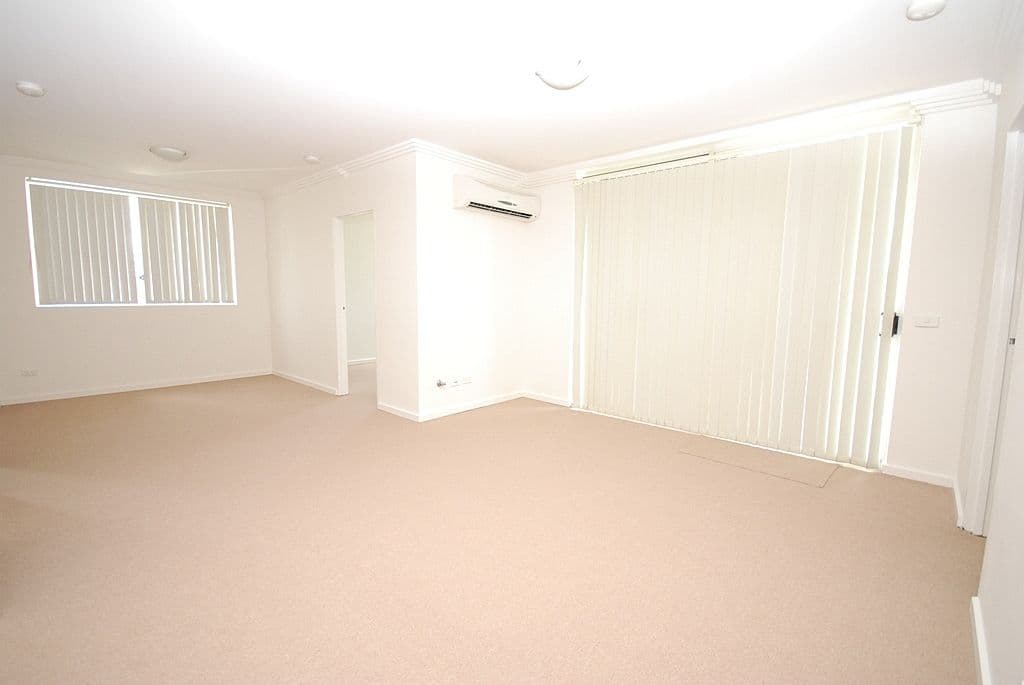 124 Driftway Drive, PEMULWUY NSW 2145, Pemulwuy - Thumbnail 3